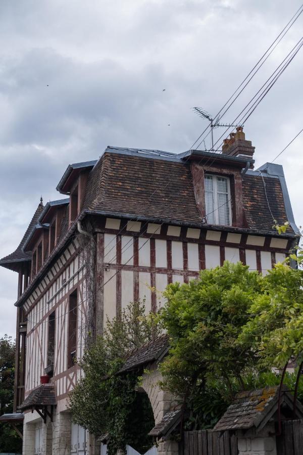 Cabourg Cosy Chic Cabourg Hyper-Centre 4 Pers, 2 Bedrooms , 2 Sdb, Terrasse, Wifi Zewnętrze zdjęcie